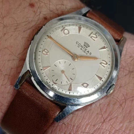 Vintage Conteas wristwatch from the 1950s